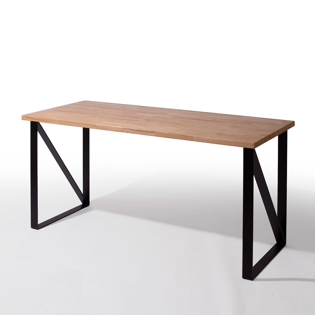 おすすめダイニングテーブル④ 『マルゲリータ Studio（ステューディオ） ワークデスク』