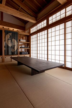 日本の伝統的な住空間に - Tavola 座卓 / 文机 - マルゲリータお客様事例