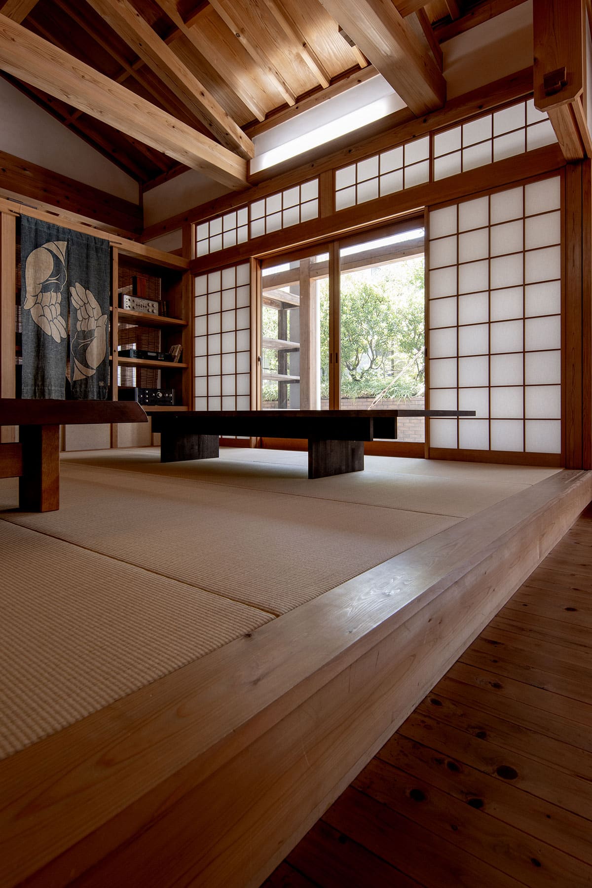 日本の伝統的な住空間に - Tavola 座卓 / 文机 - マルゲリータお客様事例