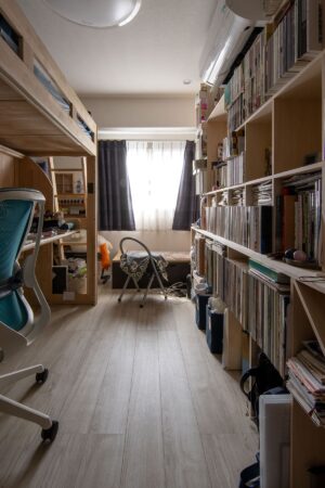 書斎の本棚 - Shelf 壁一面の本棚 奥行250mm - マルゲリータお客様事例