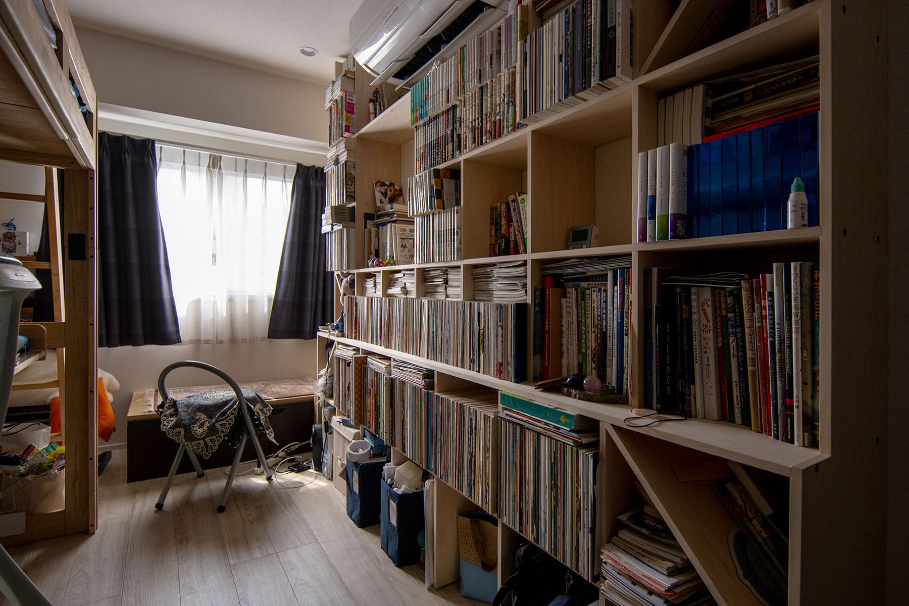 書斎の本棚 - Shelf 壁一面の本棚 奥行250mm - マルゲリータお客様事例