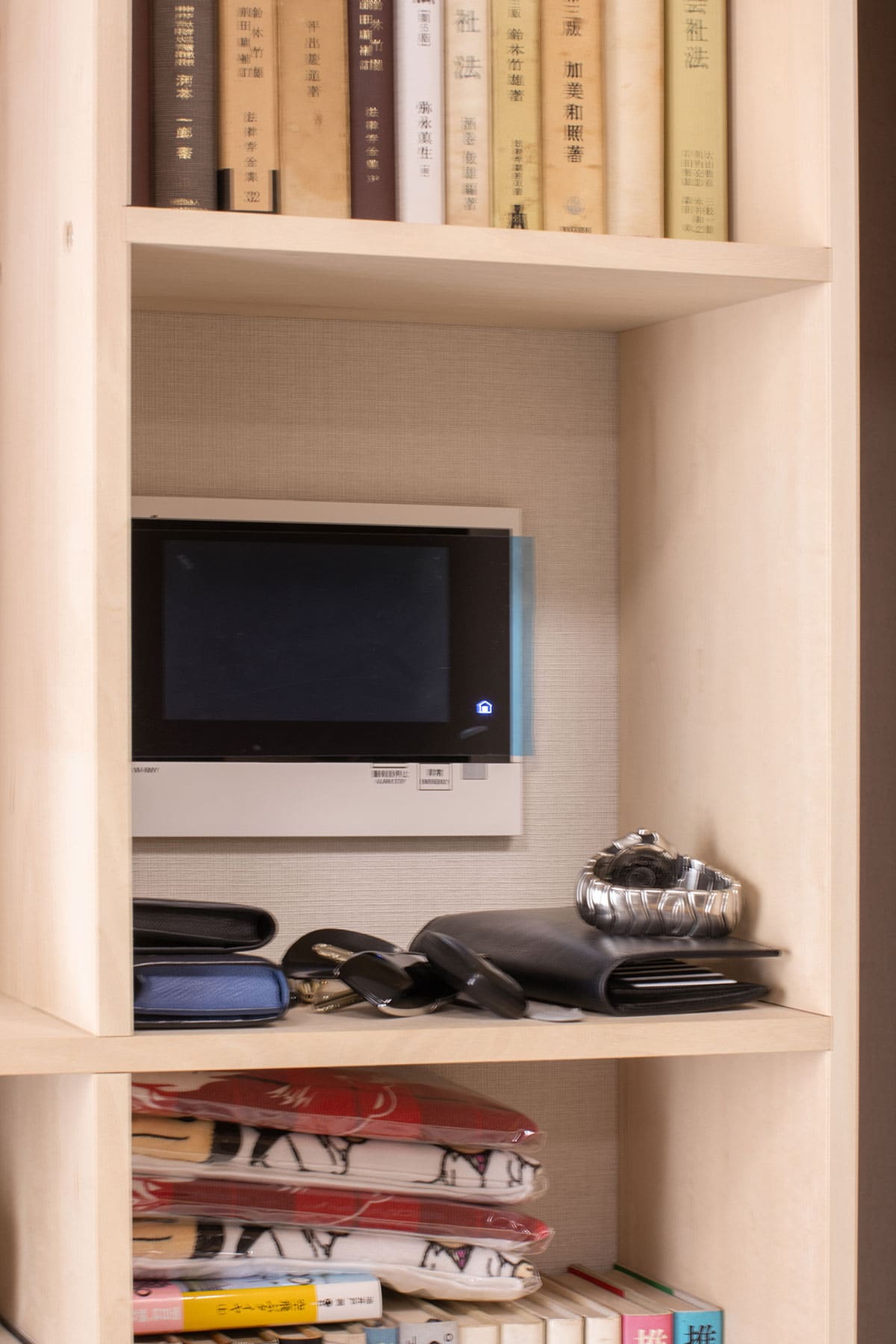 リビングの本棚 - Shelf 壁一面の本棚 奥行350mm - マルゲリータお客様事例