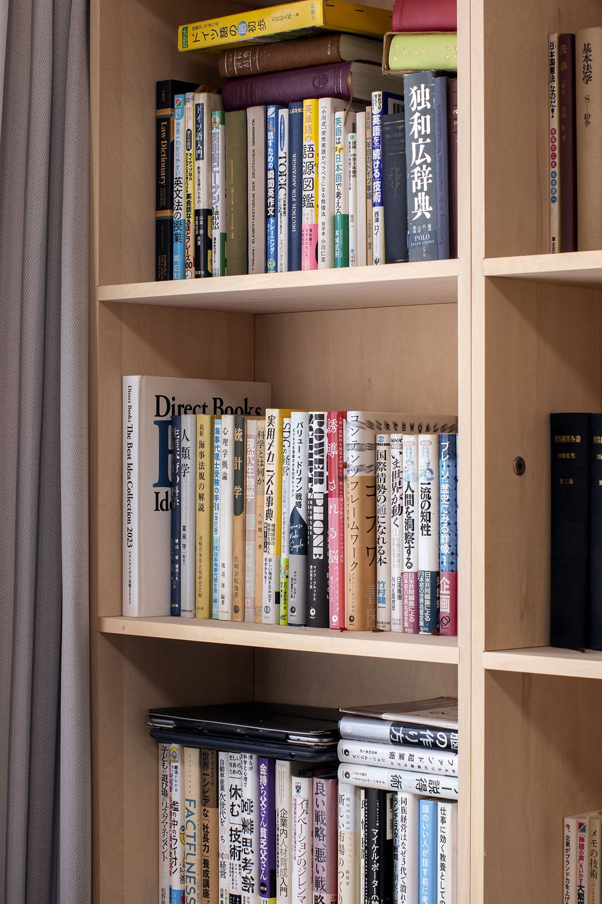 リビングの本棚 - Shelf 壁一面の本棚 奥行350mm - マルゲリータお客様事例