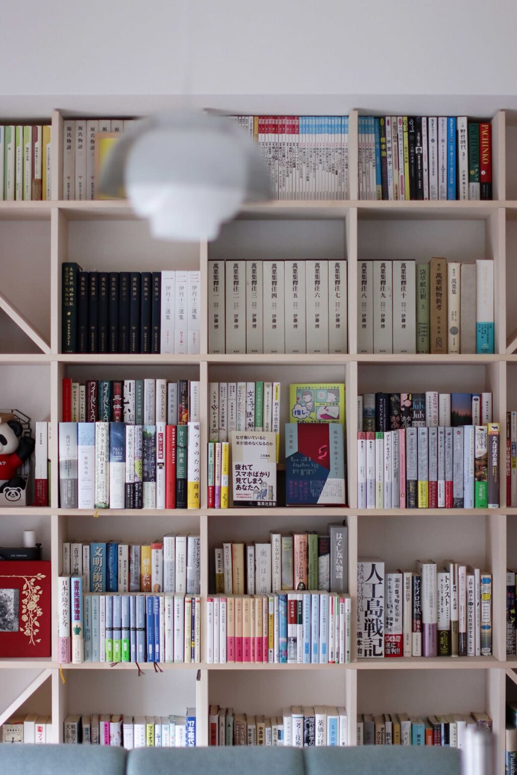 文庫本の7つの収納アイデアとおしゃれな本棚の収納実例をご紹介