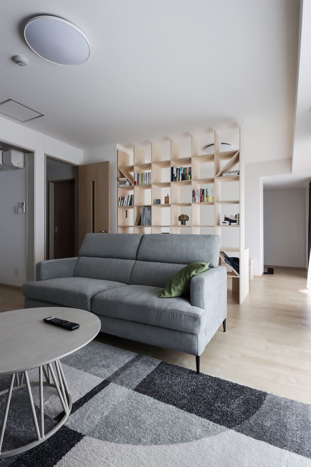 木製の棚・シェルフのおしゃれ商品10選 シンプル・オープンラック・扉付きなどをご紹介