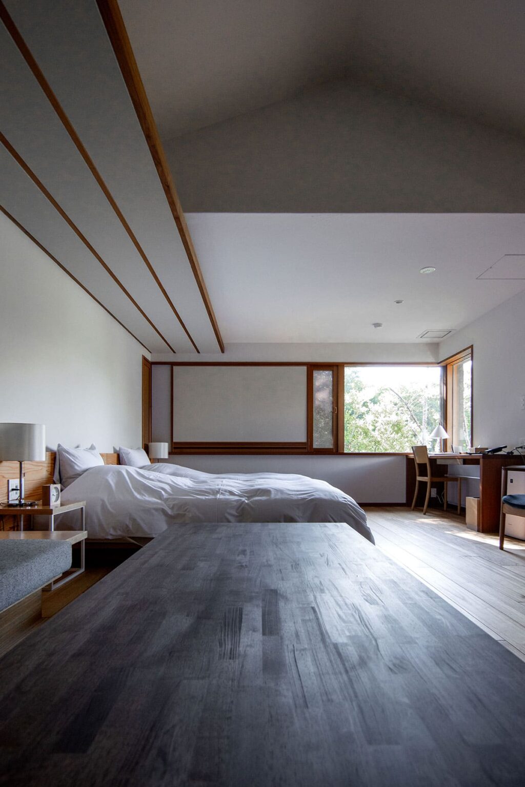 大きめのリビングテーブル・ローテーブル・センターテーブルのおしゃれでおすすめの商品の事例を紹介