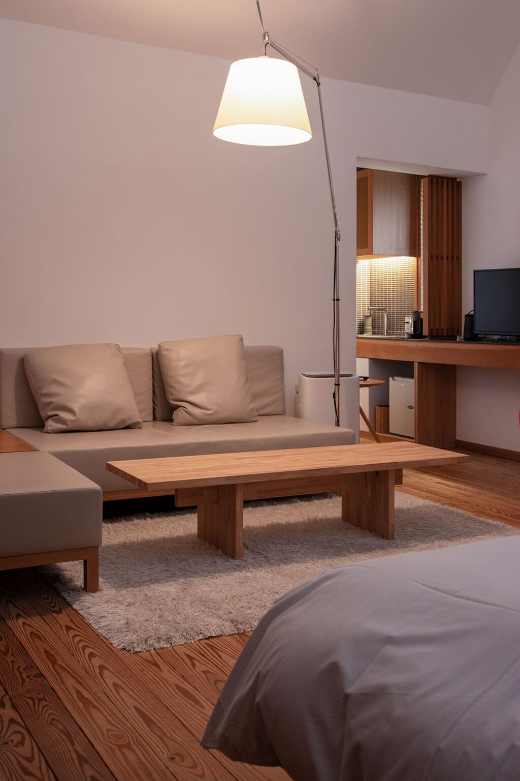 大きめのリビングテーブル・ローテーブル・センターテーブルのおしゃれでおすすめの商品の事例を紹介