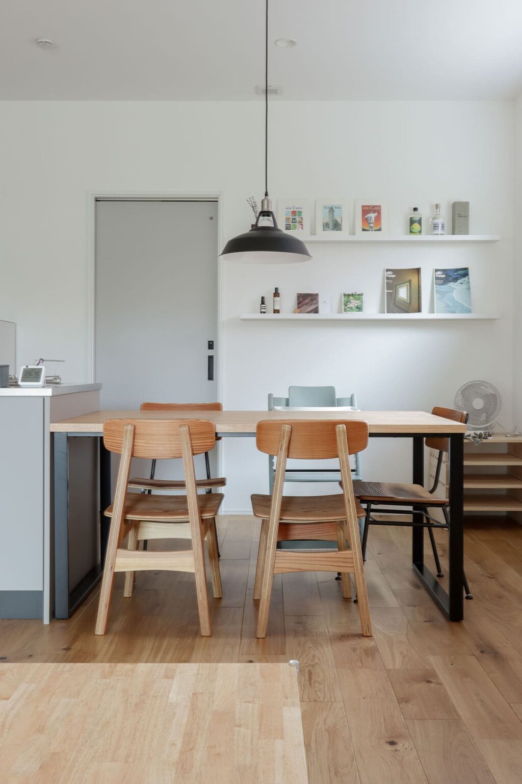 大きめのリビングテーブル・ローテーブル・センターテーブルのおしゃれでおすすめの商品の事例を紹介