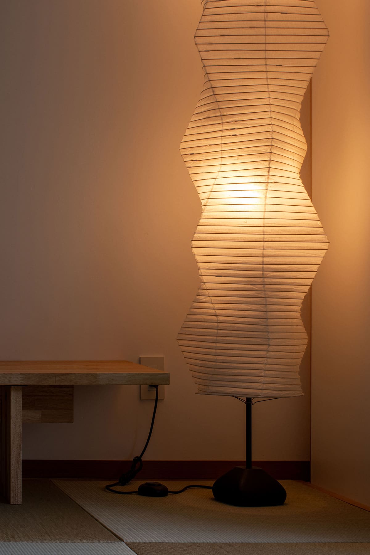 文机をホテルの畳の間のコンソールデスクに - Shelf 文机 - マルゲリータお客様事例