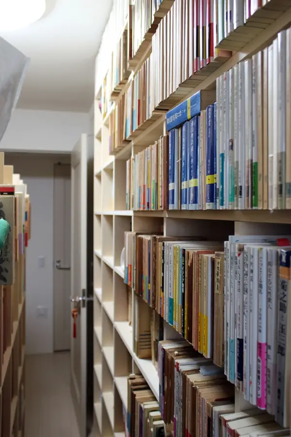 文庫本の7つの収納アイデアとおしゃれな本棚の収納実例をご紹介