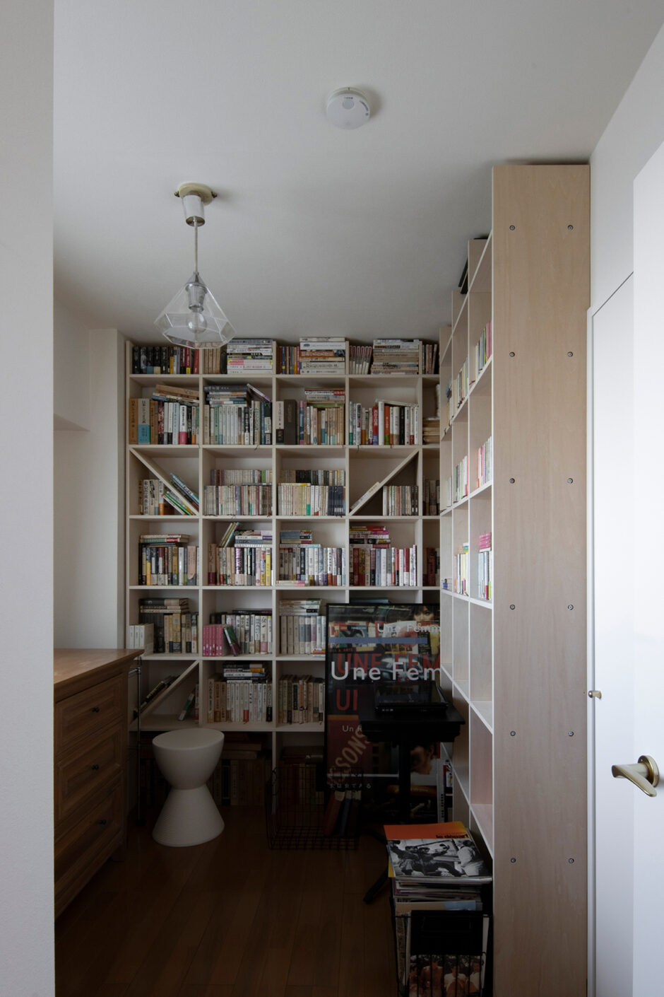 文庫本の7つの収納アイデアとおしゃれな本棚の収納実例をご紹介