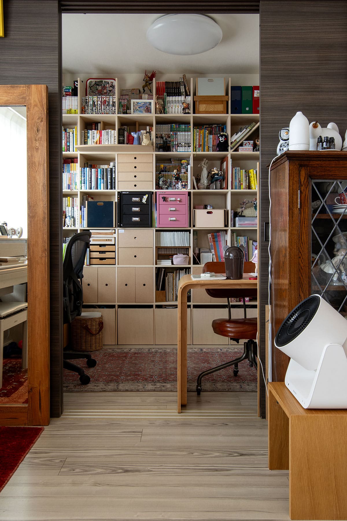 書斎の本棚 - Shelf 壁一面の本棚 奥行350mm - マルゲリータお客様事例