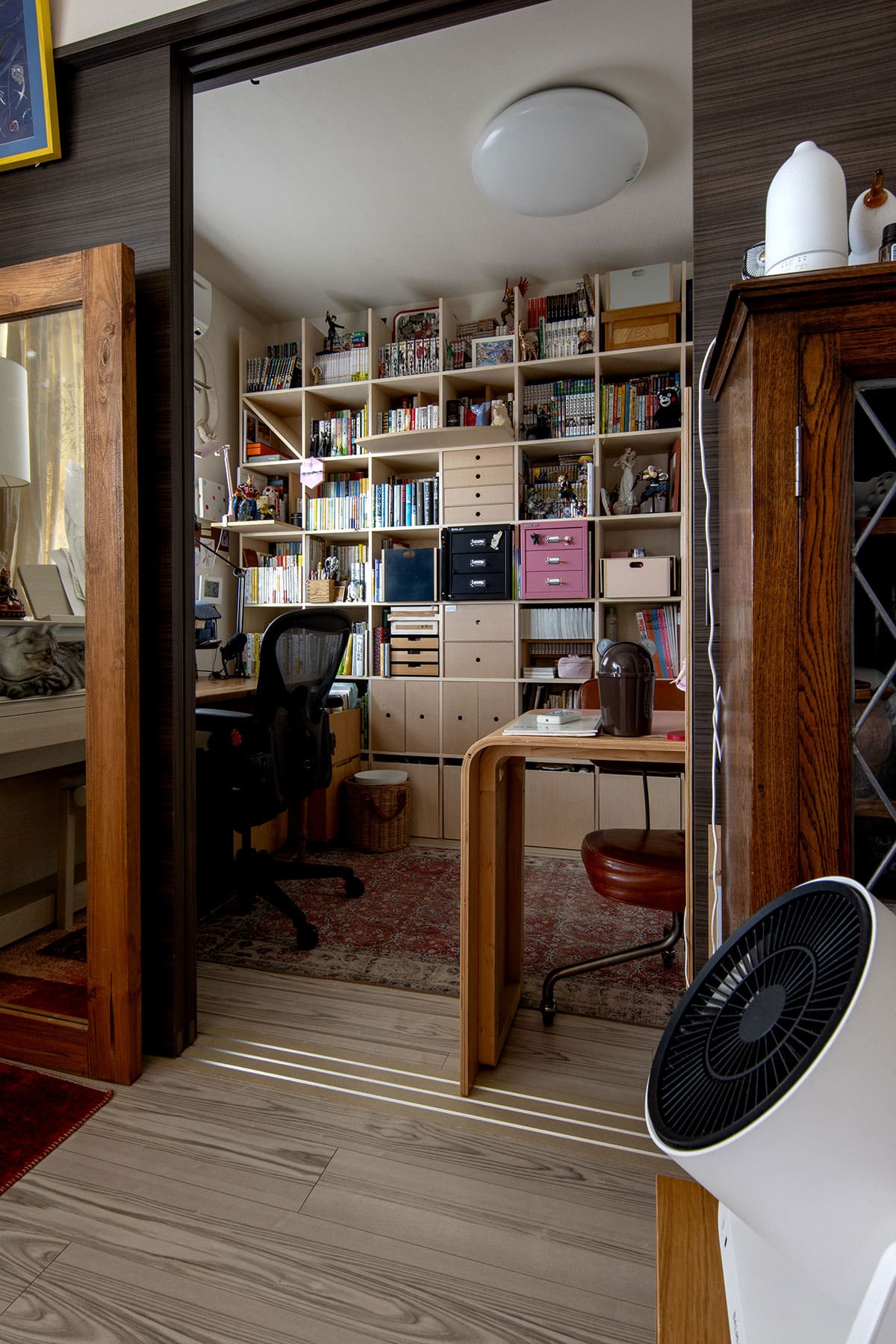 書斎の本棚 - Shelf 壁一面の本棚 奥行350mm - マルゲリータお客様事例