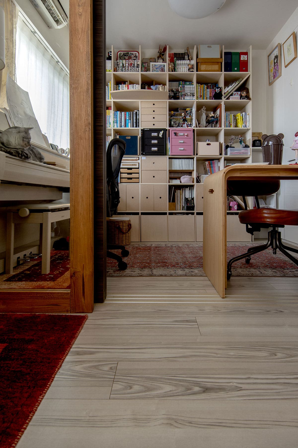 書斎の本棚 - Shelf 壁一面の本棚 奥行350mm - マルゲリータお客様事例