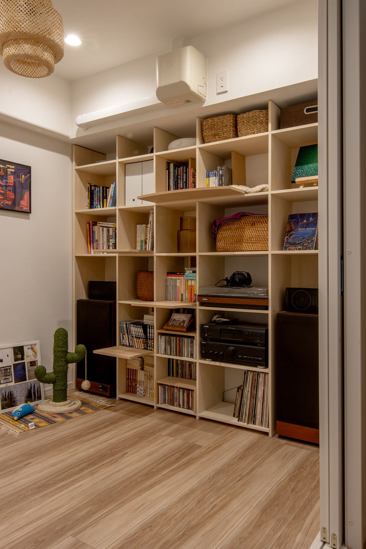 オーディオラック - Shelf 壁一面の本棚 奥行350mm - マルゲリータお客様事例