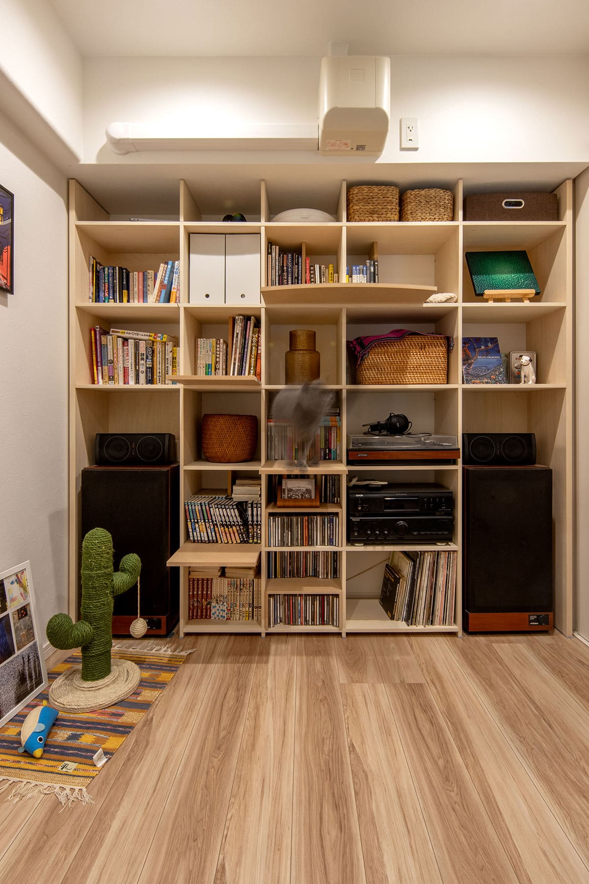 オーディオラック - Shelf 壁一面の本棚 奥行350mm - マルゲリータお客様事例