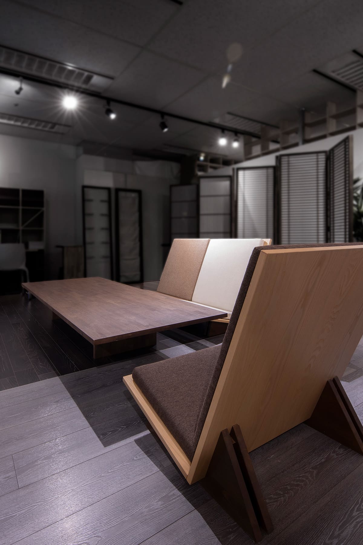 リビングテーブルとLソファを組合わせる - Tavola 座卓/文机 - マルゲリータお客様事例