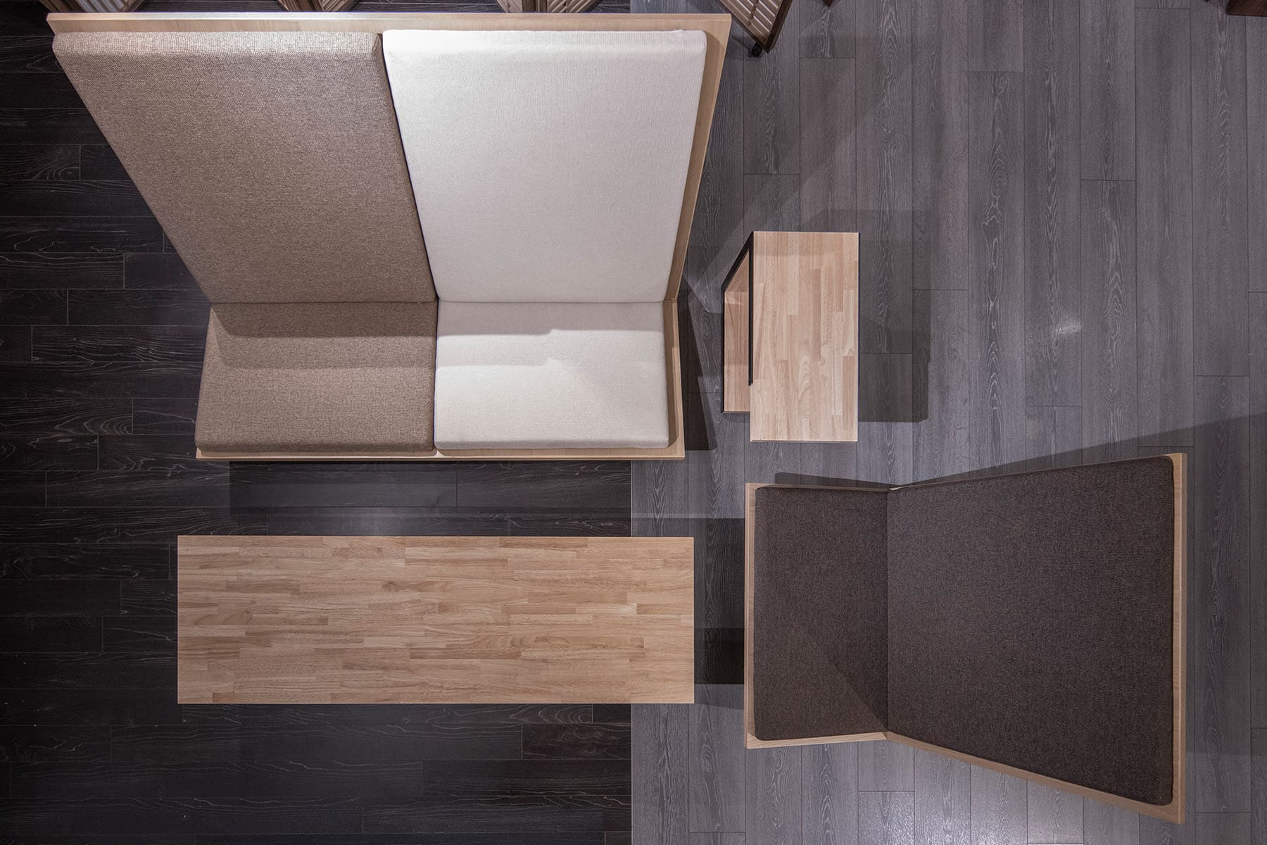 リビングテーブルとLソファを組合わせる - Tavola 座卓/文机 - マルゲリータお客様事例