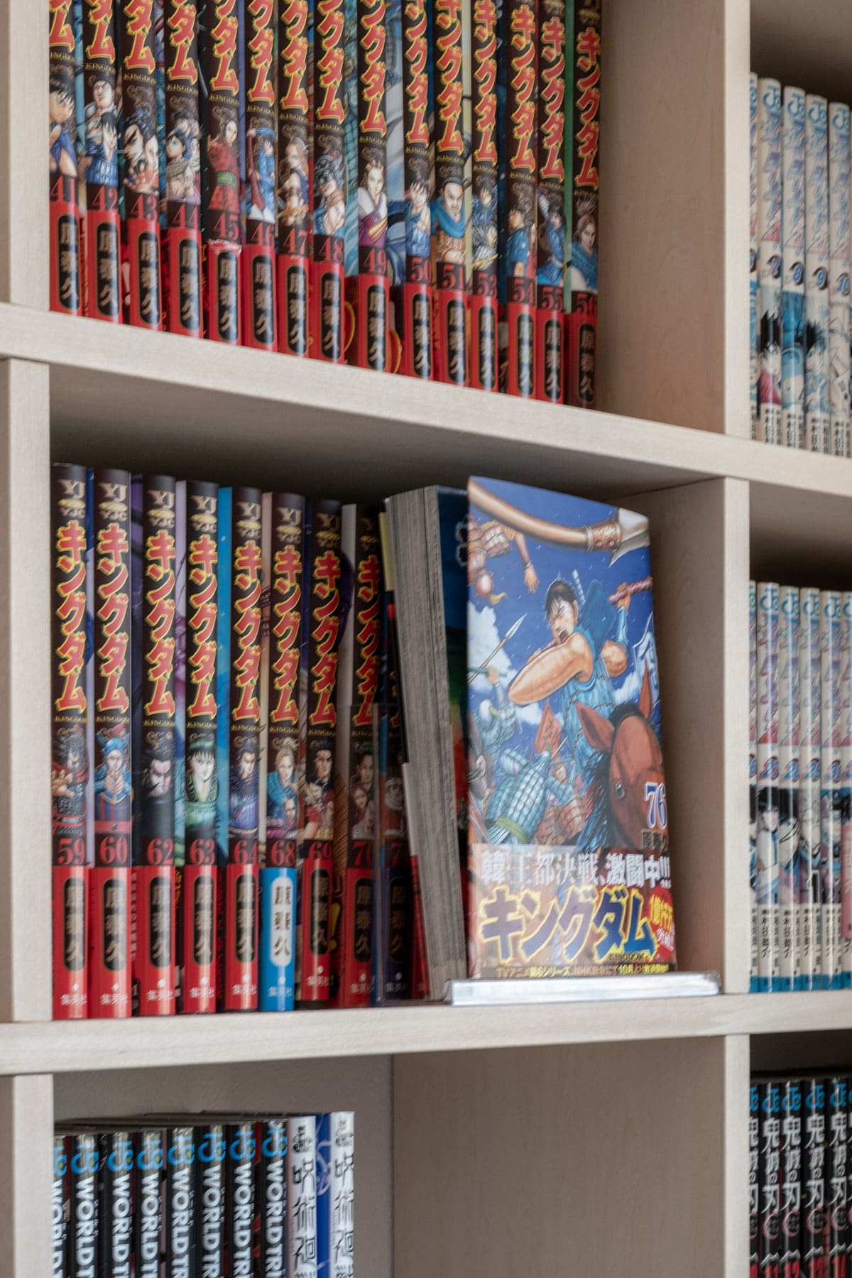 コミック専用本棚 - Shelf 壁一面のコミック本棚 奥行180mm - マルゲリータお客様事例