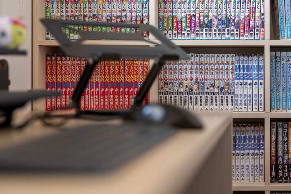 コミック専用本棚 - Shelf 壁一面のコミック本棚 奥行180mm - マルゲリータお客様事例