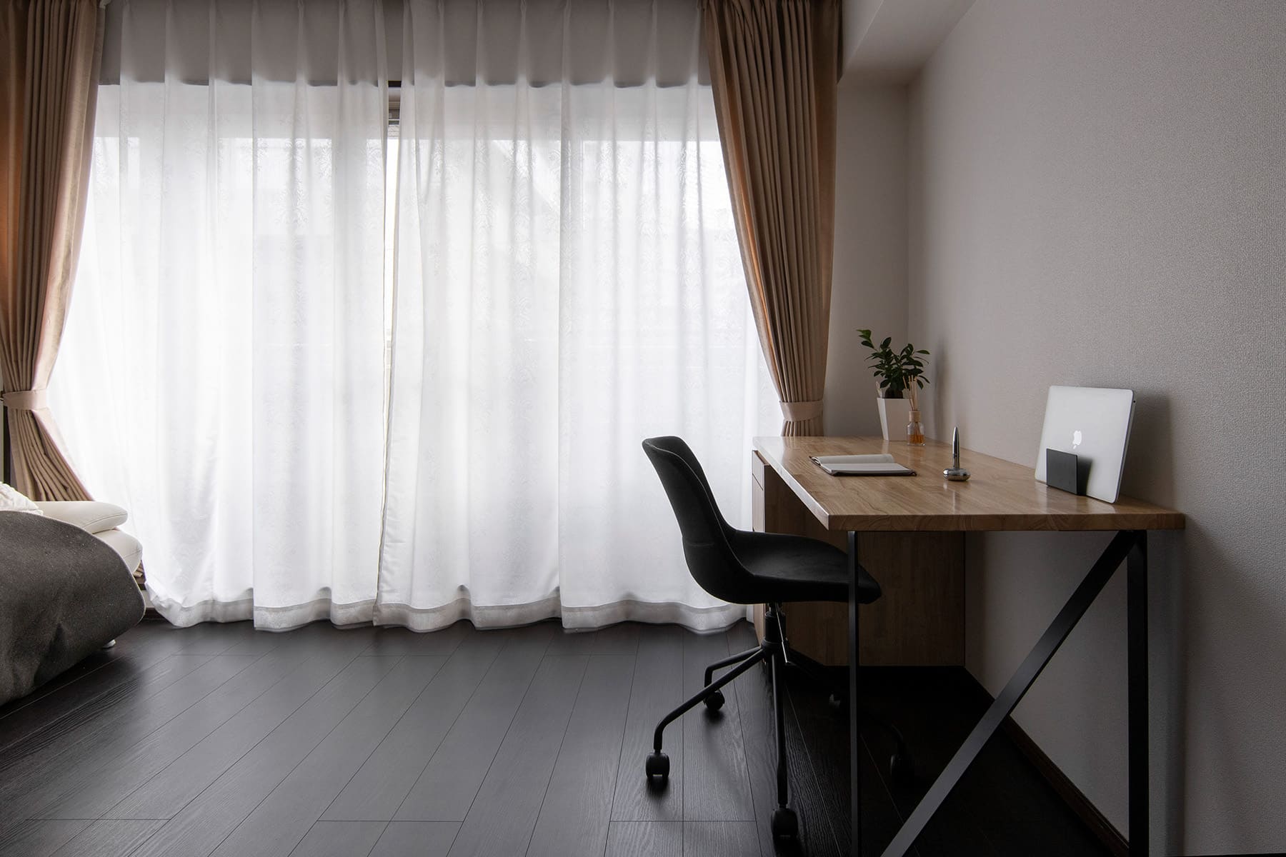 リビングのワークデスク - Studio ワークデスク - マルゲリータお客様事例