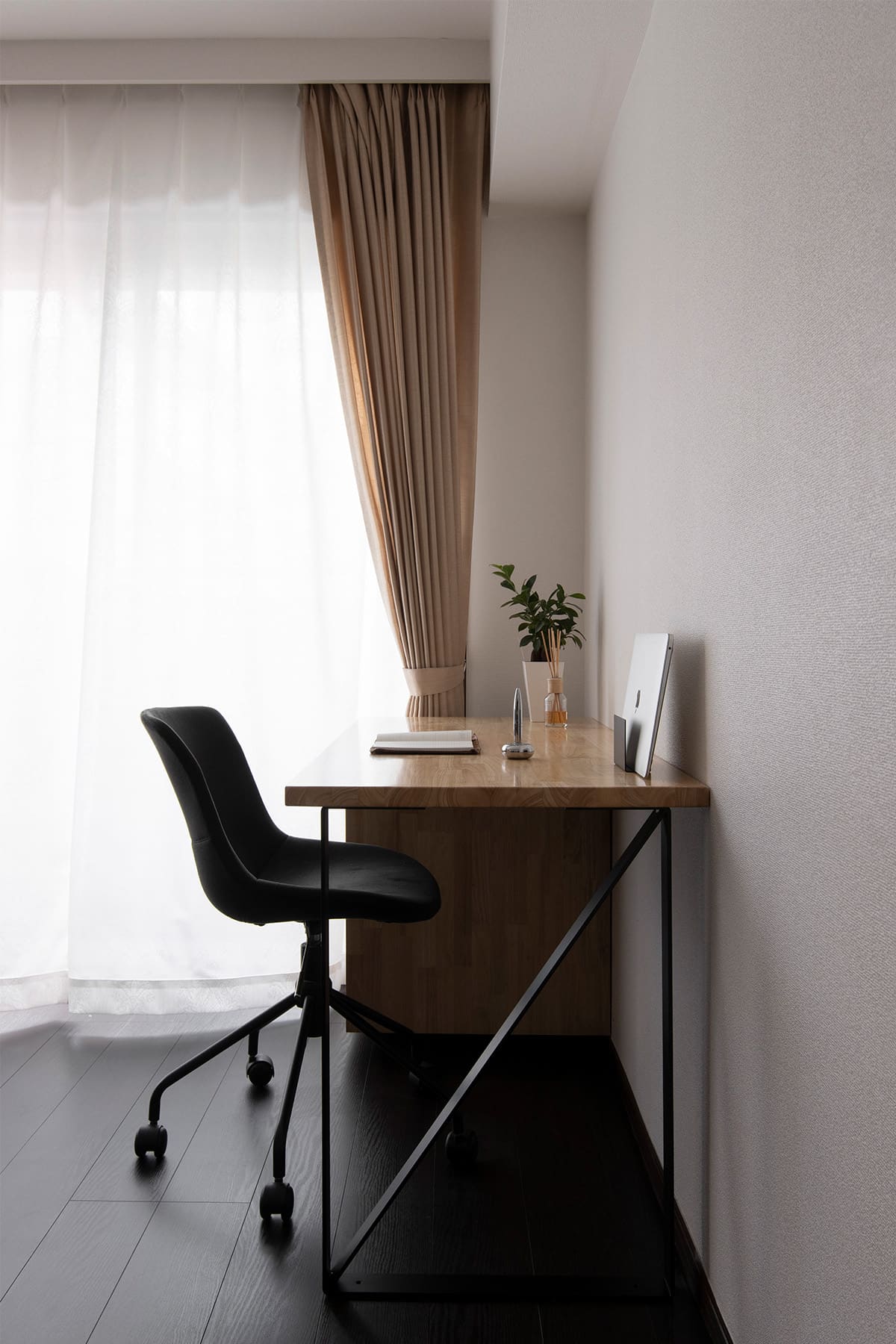 リビングのワークデスク - Studio ワークデスク - マルゲリータお客様事例