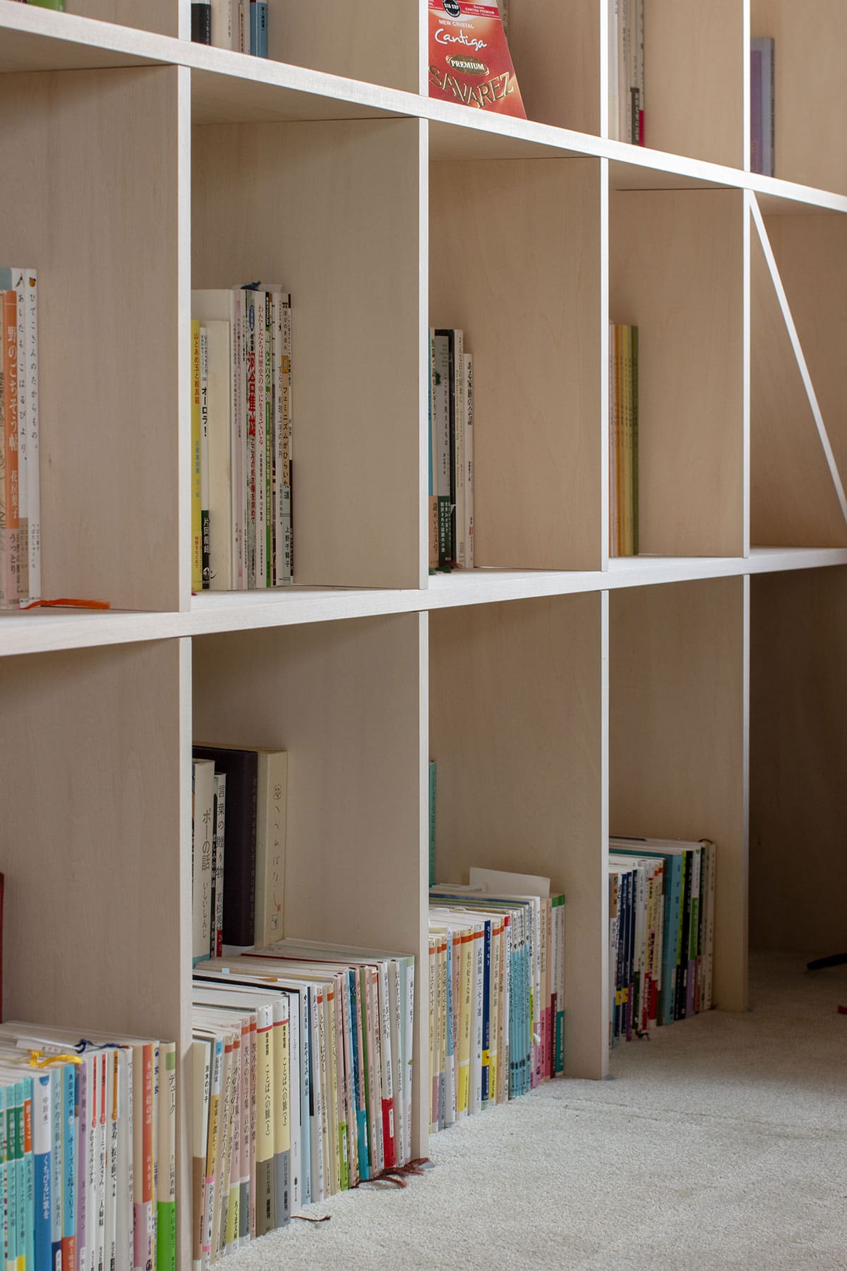 リビングの本棚 - Shelf 壁一面の本棚 奥行250mm - マルゲリータお客様事例