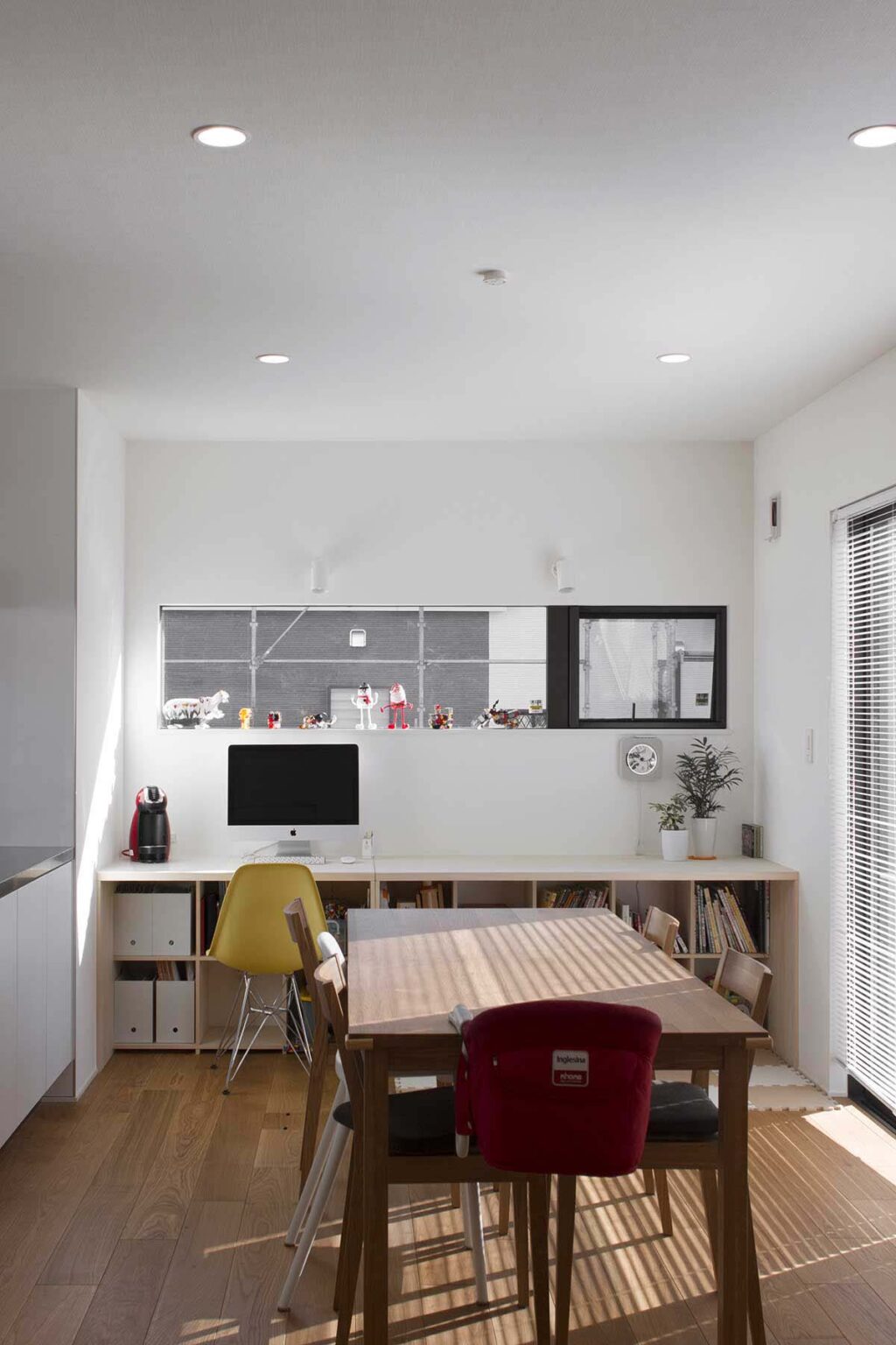 シンプルなおしゃれ学習机8選 中学・高校・二人用など人気商品をご紹介