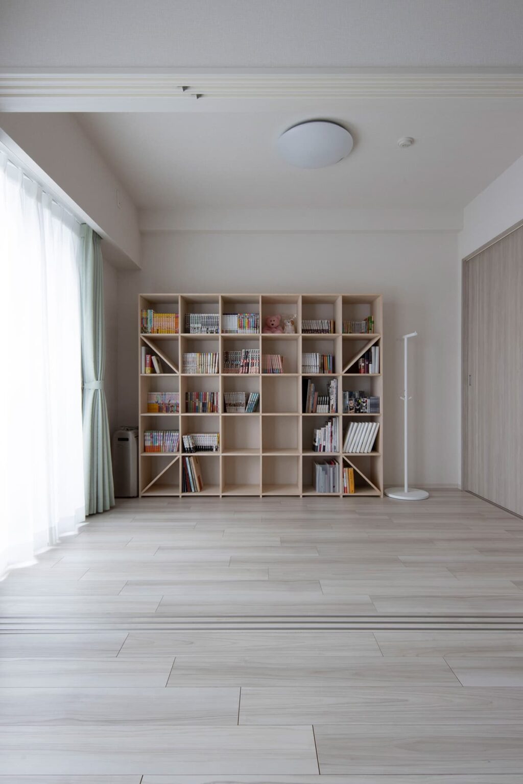 造作本棚は後悔する? 費用や造作以外のアイデアをご紹介