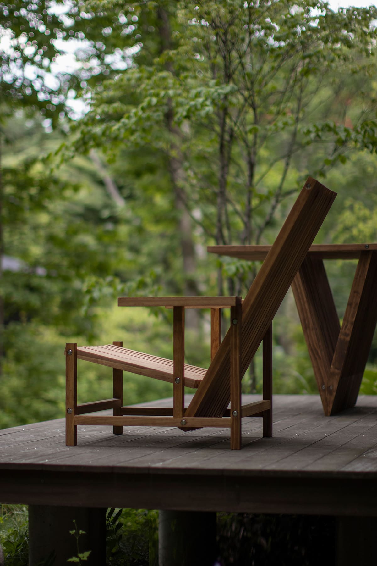 パティオファニチャー・テラスファニチャー・エクステリアファニチャーとは？ 屋外家具を徹底解説