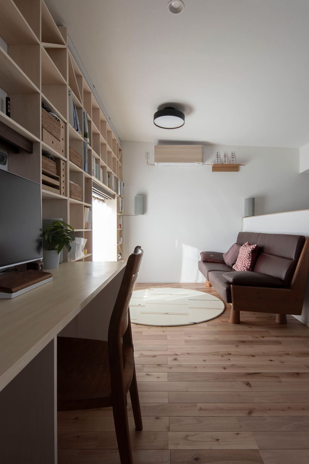 リビングに収納を作る方法とは　収納がない・狭いリビングのアイデアなどをご紹介