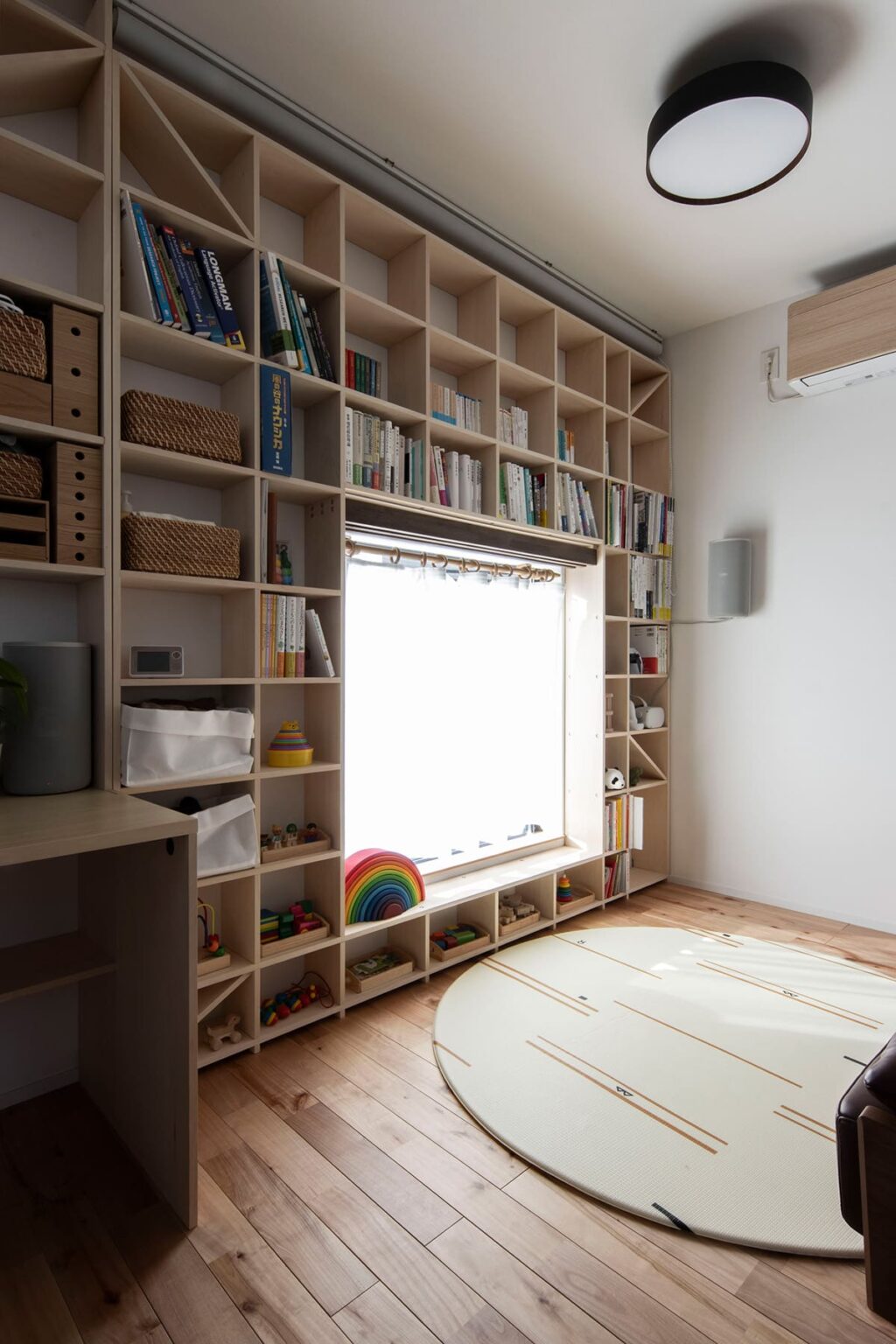 リビングに収納を作る方法とは　収納がない・狭いリビングのアイデアなどをご紹介