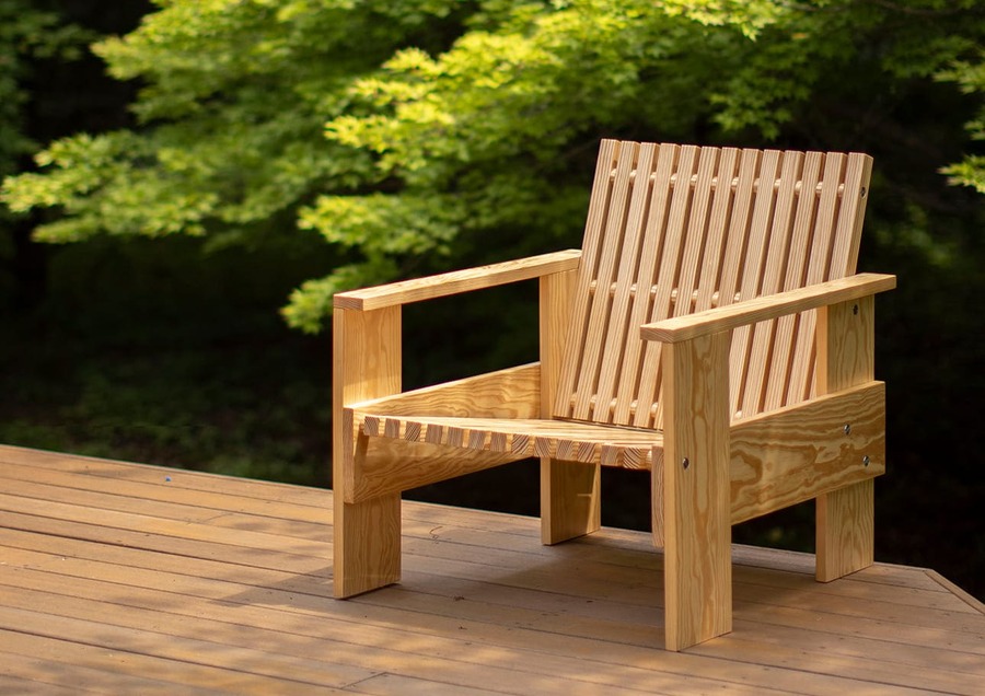 サウナに置く木製の椅子のおすすめ商品をご紹介 腐らない・水に強い素材を解説