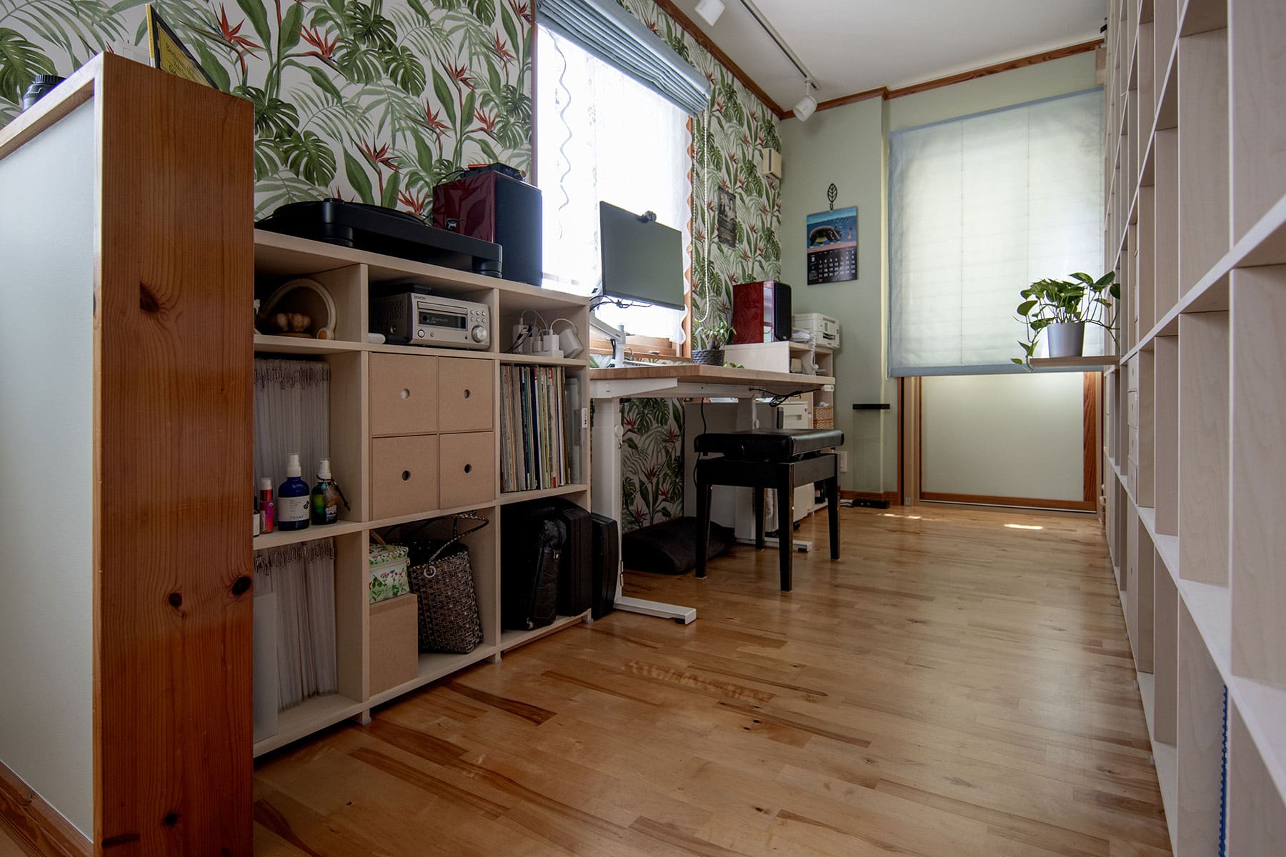 Shelf 壁一面の本棚 奥行350mm - マルゲリータお客様事例