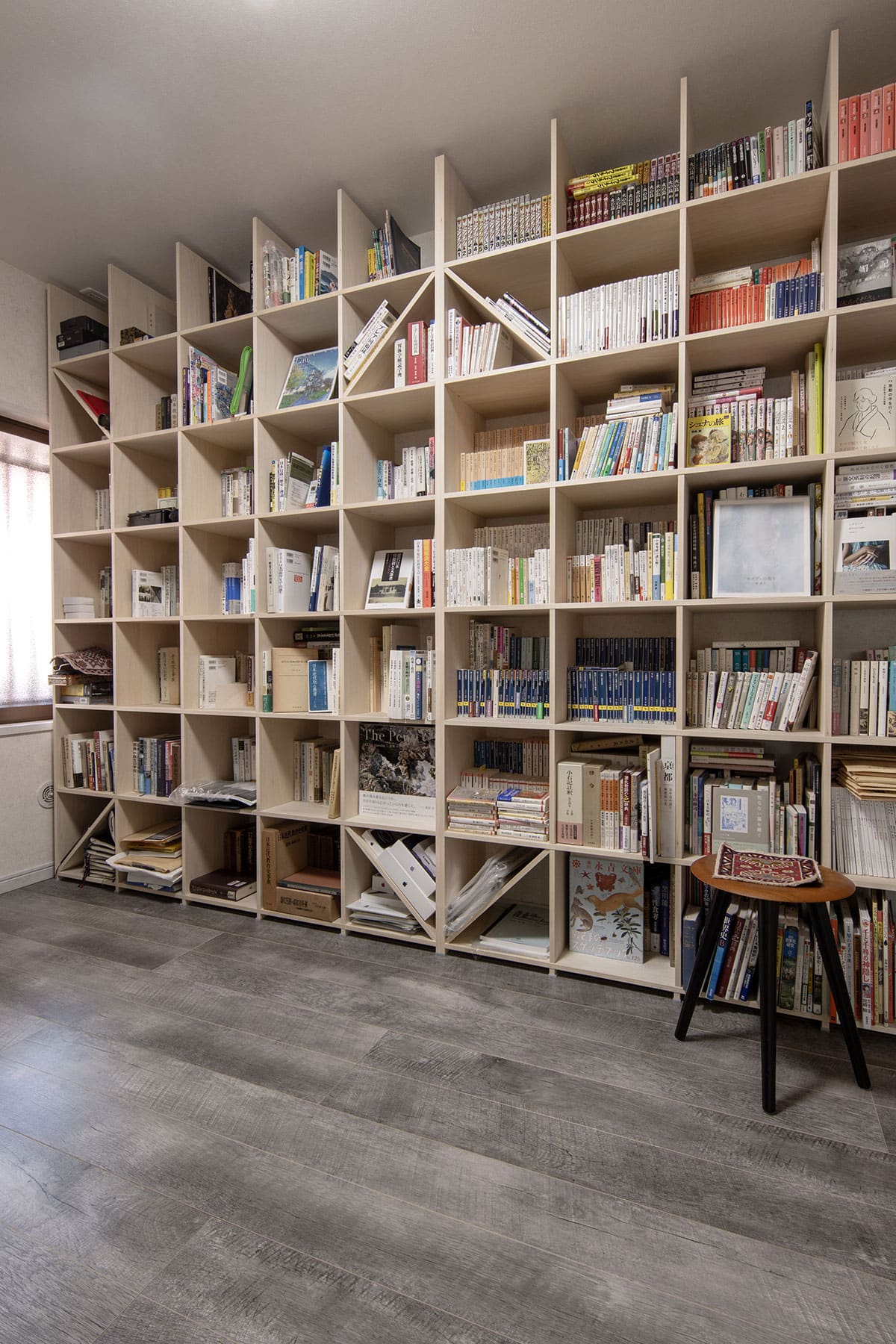 書斎の本棚 - Shelf 壁一面の本棚 奥行350mm - マルゲリータお客様事例