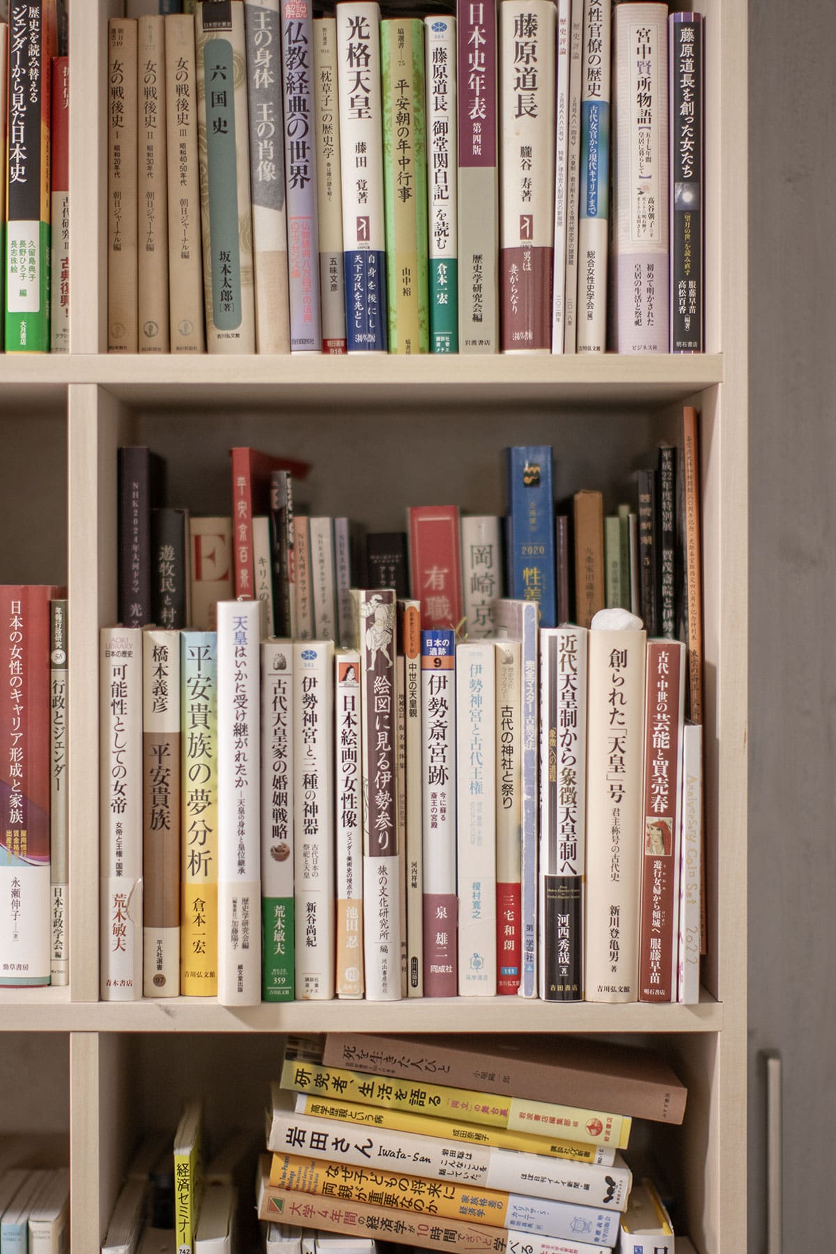 書斎の本棚 - Shelf 壁一面の本棚 奥行350mm - マルゲリータお客様事例