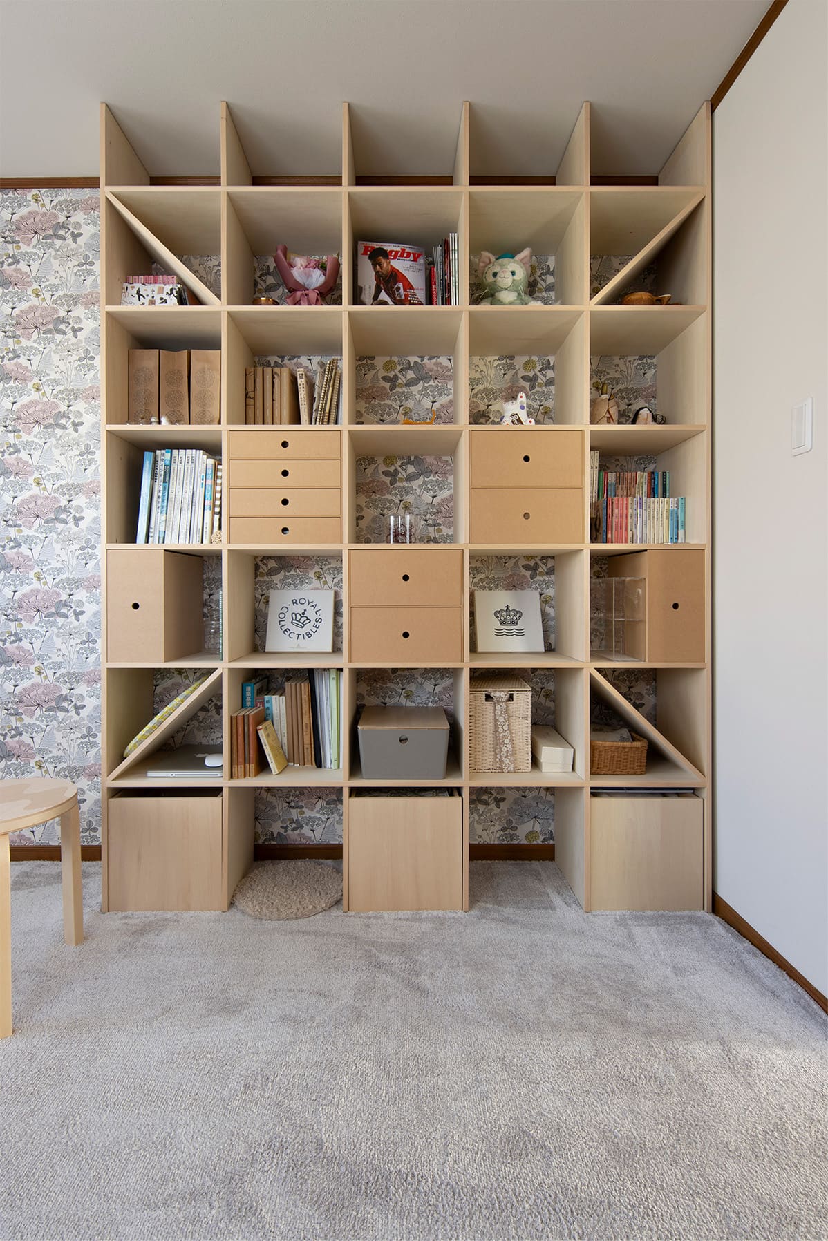 書斎の本棚・デスク - Shelf 壁一面の本棚 奥行250・壁一面の本棚 奥行350・Studio ワークデスク - マルゲリータお客様事例