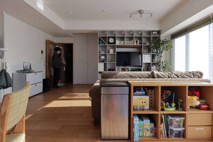 壁に収納を作る方法をご紹介 壁に穴をあけない、工事なしの簡単な方法を紹介