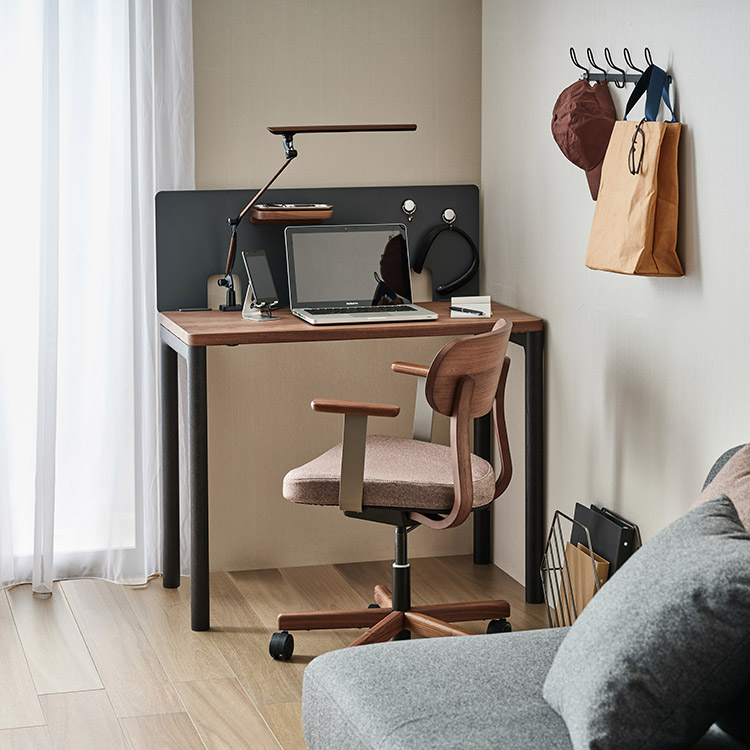 大人になっても使える学習机12選　一生使えるおしゃれなデスクの事例を紹介