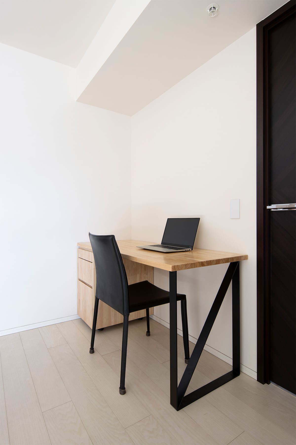 リビングダイニングのワークスペース - Studio ワークデスク - マルゲリータお客様事例