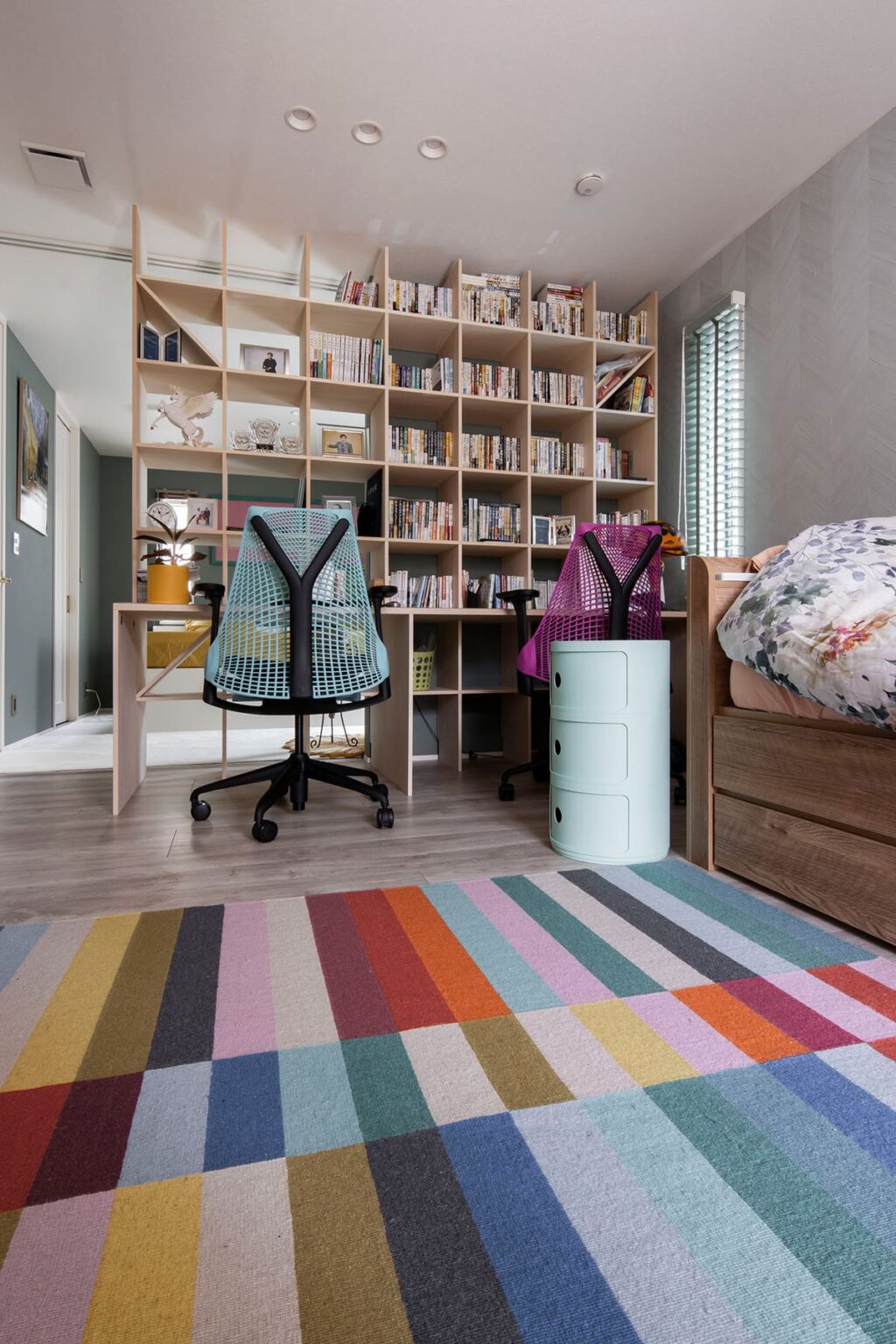 在宅デスクのおすすめ10選 おしゃれ・コンパクト・L字などのデスクの事例を紹介