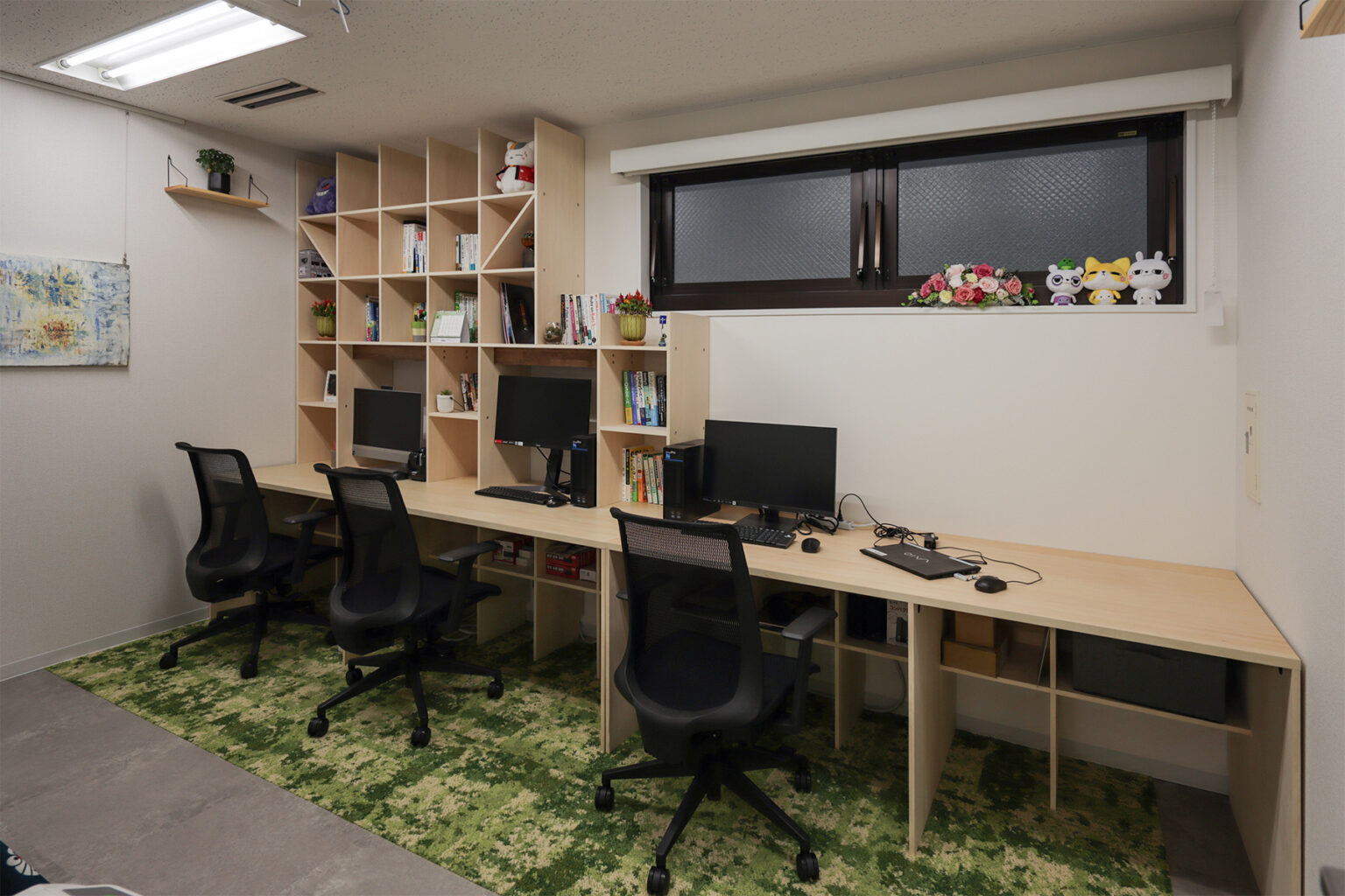 おしゃれなパソコンデスクのおすすめ11選　木製・コンパクト・ロータイプなどの事例を紹介