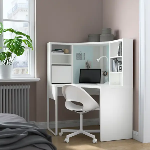 おすすめのおしゃれコーナーデスク14選　大きめ・小さめ・省スペースデスクの事例を紹介