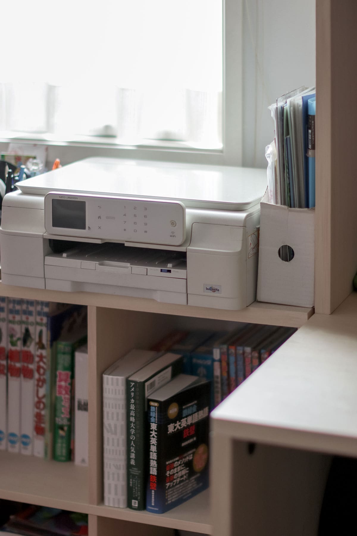 二人のお子様のリビング学習スペース - Shelf カウンター付き本棚 / ロータイプ本棚 - マルゲリータお客様事例