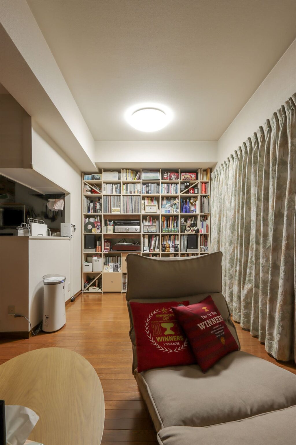 リビングのレコード棚 - Shelf 壁一面の本棚 奥行350mm - マルゲリータお客様事例