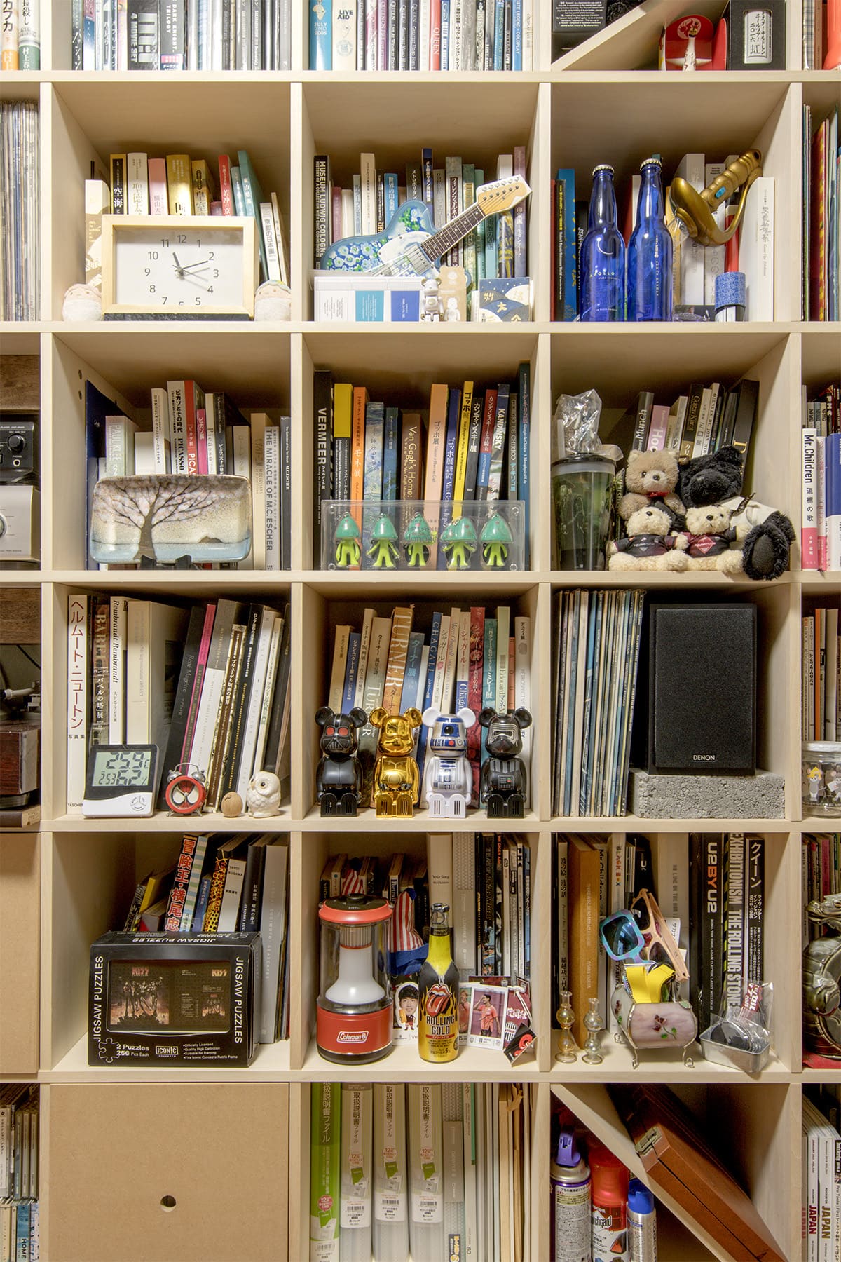 リビングのレコード棚 - Shelf 壁一面の本棚 奥行350mm - マルゲリータお客様事例