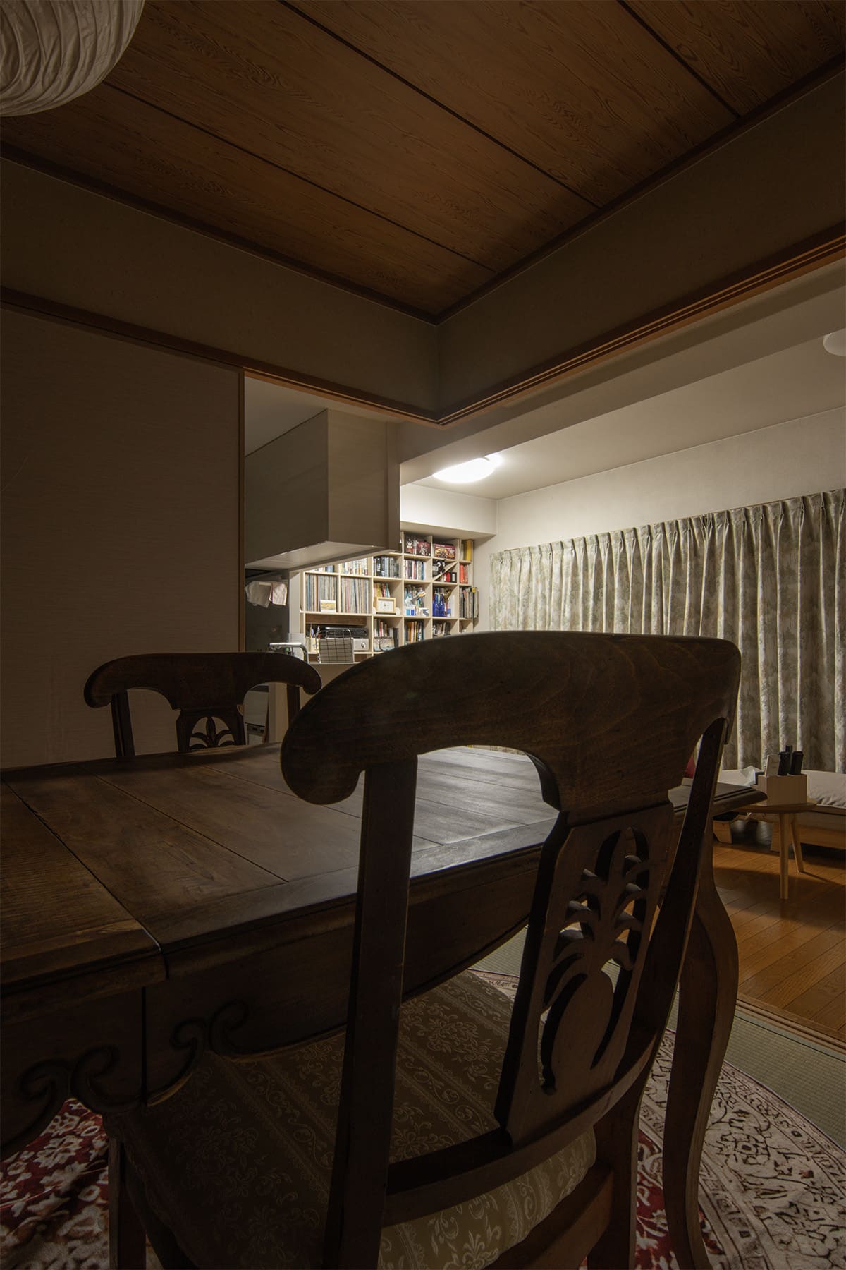 リビングのレコード棚 - Shelf 壁一面の本棚 奥行350mm - マルゲリータお客様事例