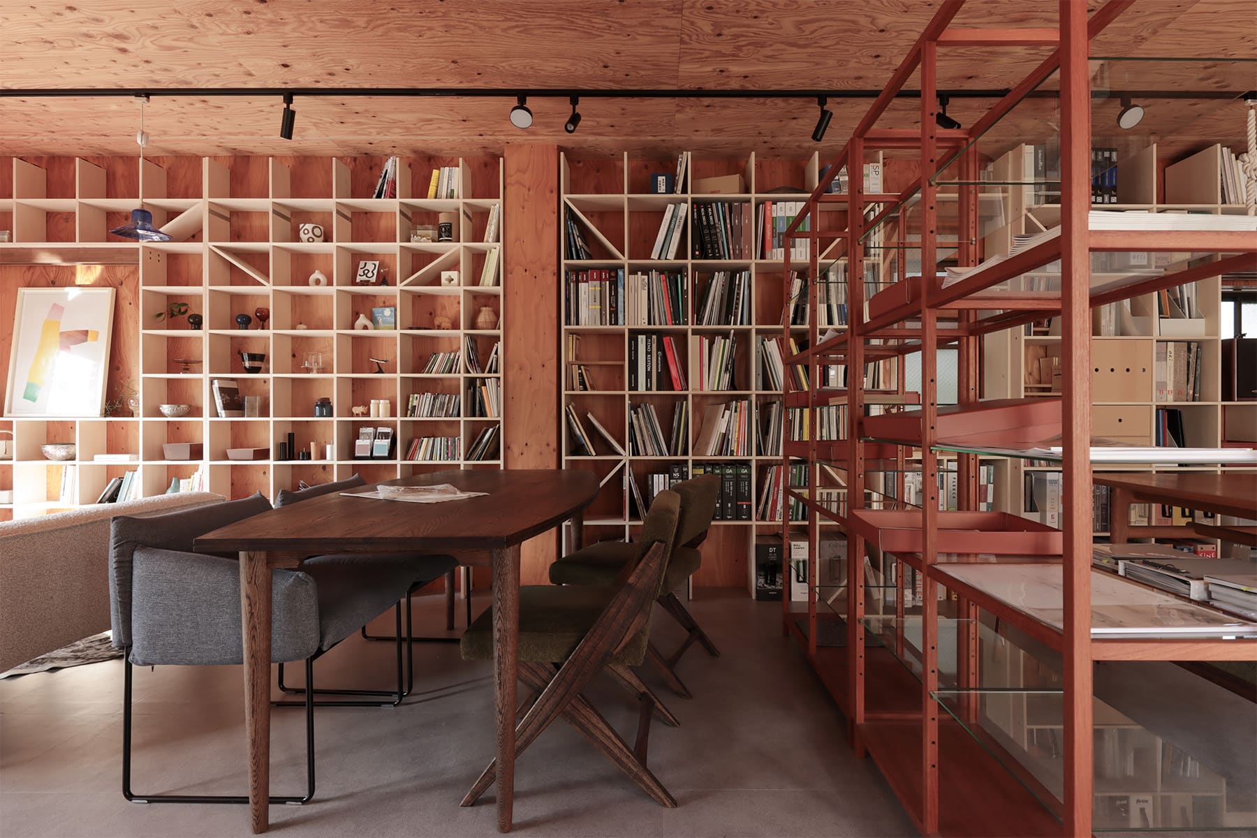 マルゲリータ芦屋ショールーム - Shelf 壁一面の本棚 - マルゲリータお客様事例