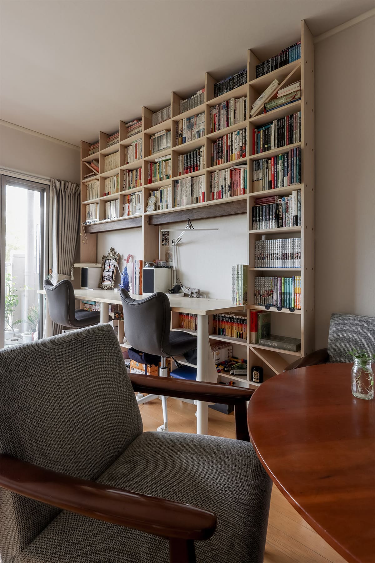 リビング学習のための学習スペース - Shelf カウンター付き本棚 - マルゲリータお客様事例