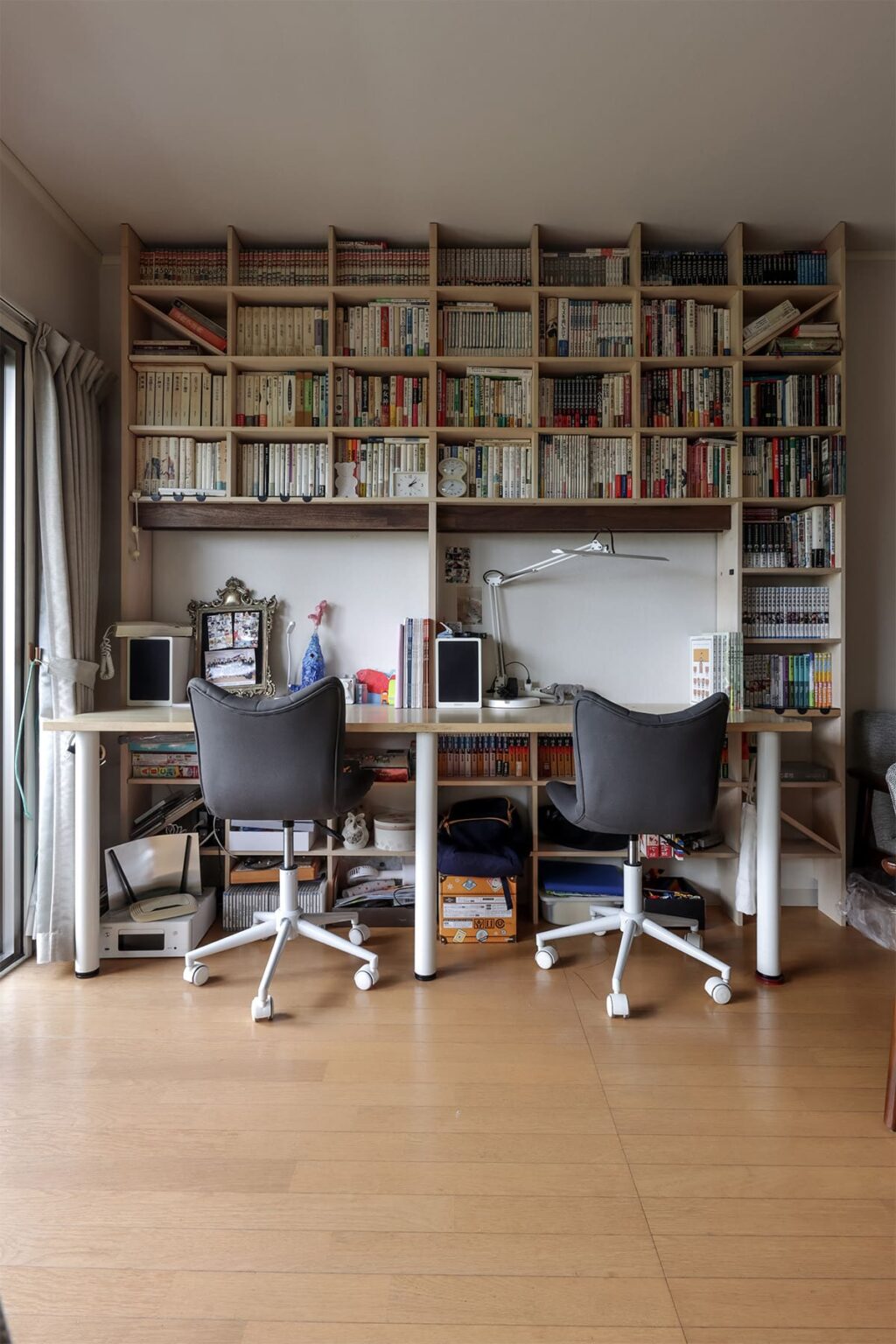 リビング学習のための学習スペース - Shelf カウンター付き本棚 - マルゲリータお客様事例